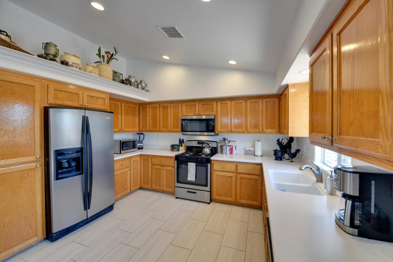 Updated Abode 22 Mi To Joshua Tree National Park! Morongo Valley Esterno foto